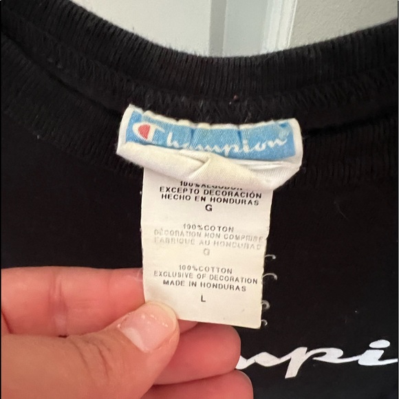 Champion T-shirt - Picture 2 of 2